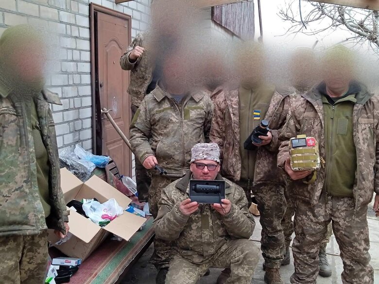 Волонтерка Юсупова: Воїнам на передовій терміново потрібна автівка, дрони, тепловізори, рації та аптечки 05