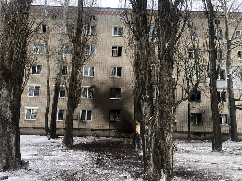 Мэр Ахтырки днем спасает город, а ночью – оперирует людей 03