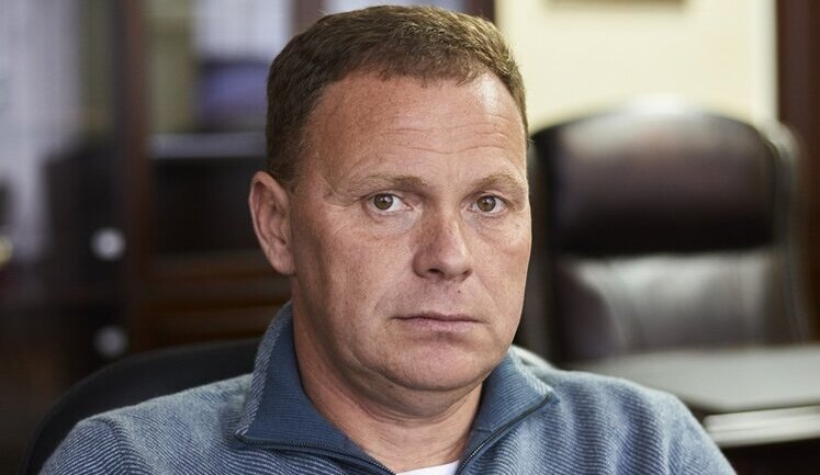 Президента "Київміськбуду" Кушніра відсторонили від посади після розслідувань про Еверест і віллу у Франції