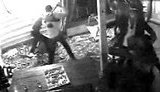 Гости из Киева и Николаева затеяли драку с охраной ресторана, а затем приехали мстить с оружием. ВИДЕО