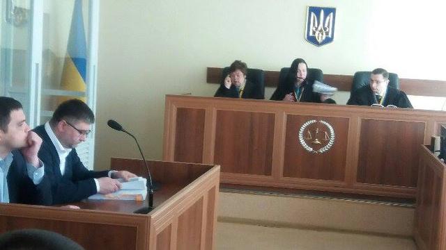 Суд перенес заседание по Сухолучью Януковича 03