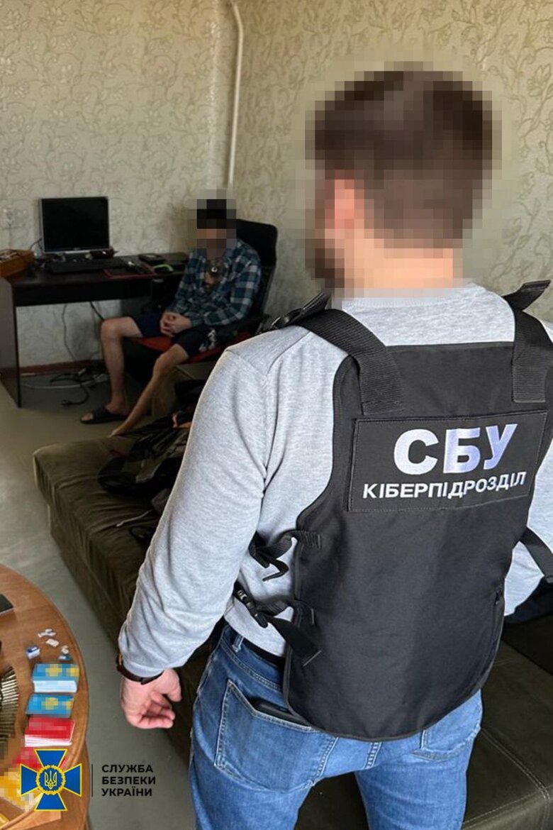 Пропагандистов и хакера задержала СБУ на Полтавщине