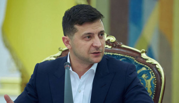 Зеленський привітав медиків із професійним святом: Найкращий подарунок - дотримання карантину. ВIДЕО