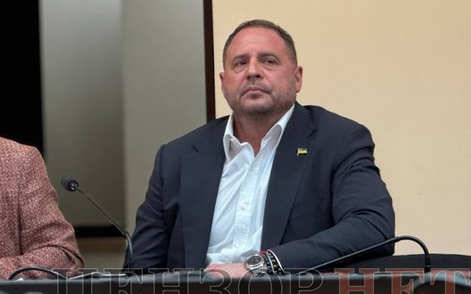 Єрмака на поруки хотів взяти інший адвокат, який не зміг прийти до суду, - адвокат Фомін