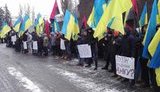 Под зданием АМКУ собрались те, кто хотят, чтобы "лотерейные забегаловки" и "однорукие бандиты" и дальше продолжали плодиться, - Шалайский. ФОТОрепортаж