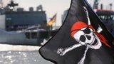 Звільнені з полону піратів семеро моряків вже в Україні, - Єнін