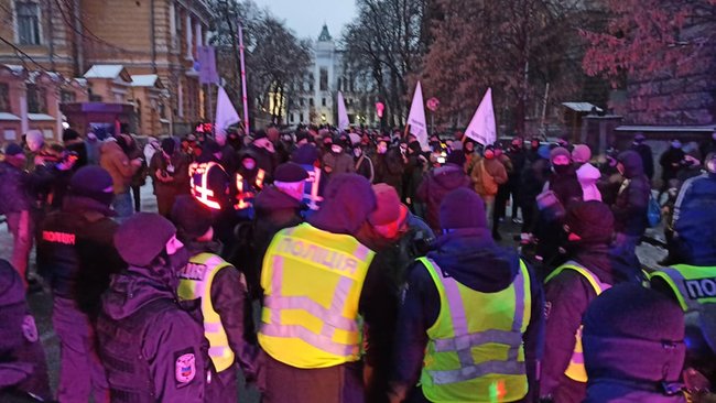 Похорон правосуддя: у Києві відбулася акція до річниці справи Шеремета 03