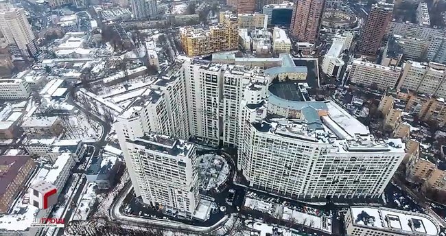 Украинские топ-чиновники массово приватизируют элитное служебное жилье. В их числе Муженко, судьи Конституционного и Высшего хозяйственного судов, - Наші гроші 01 Украинские топ-чиновники массово приватизируют элитное служебное жилье. В их числе Муженко, судьи Конституционного и Высшего хозяйственного судов, - Наші гроші 01
