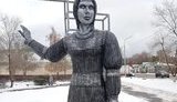 "Оленка постапокаліпсису": в Росії до річниці заснування села відкрили дивний пам