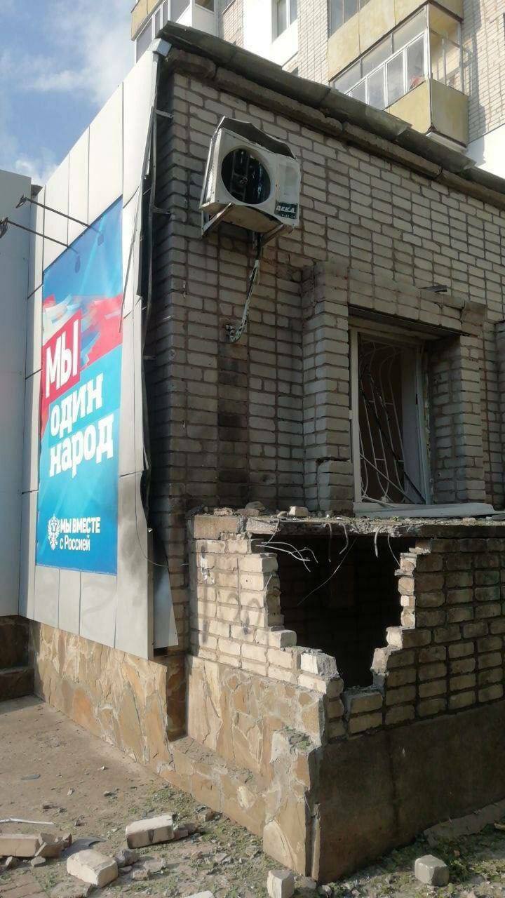 Штаб з підготовки псевдореферендуму вибухнув в окупованому Бердянську 01