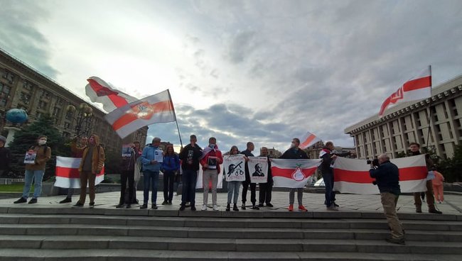 Акція солідарності з білоруськими дітьми-політвязнями пройшла в центрі Києва 02