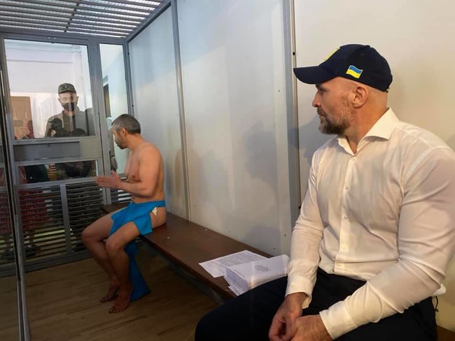 Суд розпочинає розгляд справи Гандзюк по суті: Мангер і Левін в акваріумі 01 Суд розпочинає розгляд справи Гандзюк по суті: Мангер і Левін в акваріумі 01