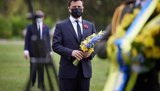 Зеленский и послы стран G7 и ЕС на Луганщине почтили память погибших в годы Второй мировой войны. ФОТОрепортаж