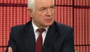Донецкий аэропорт обстреливают мощными боезарядами из российской системы "Тюльпан", - Маломуж. ВИДЕО