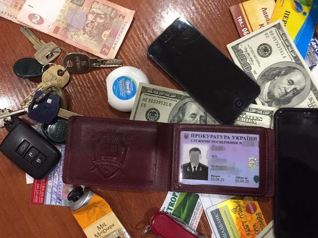Старший радник юстиції намагався підкупити військового прокурора Кіровоградського гарнізону за тисячу доларів, - СБУ 05 Старший радник юстиції намагався підкупити військового прокурора Кіровоградського гарнізону за тисячу доларів, - СБУ 05