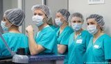 С 31 января 216 врачей и 765 медицинских сестер отстранены от работы из-за отказа от вакцинации против COVID-19, - Кузин