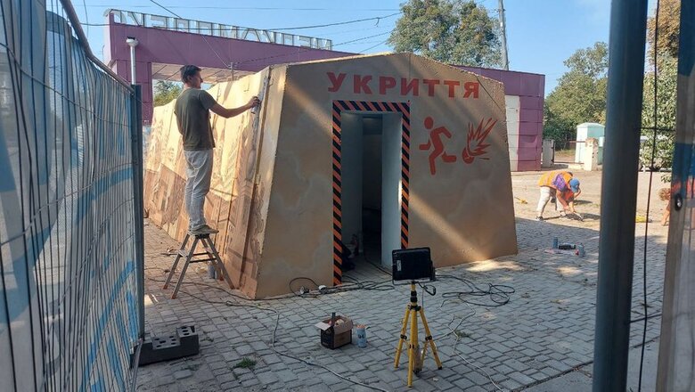 Первое укрытие на остановке транспорта установили в Харькове 01
