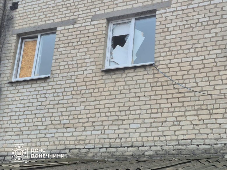 In Dobropillia, a Russian air strike damaged a fire and rescue station building.
