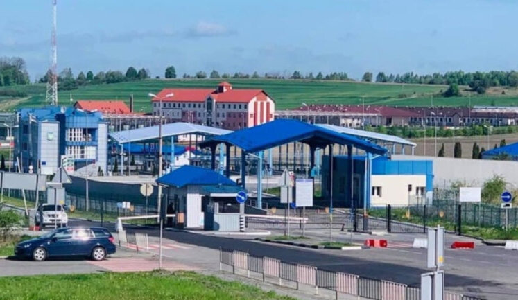 Polish farmers blocked truck traffic at Rava-Ruska checkpoint
