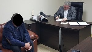 Председателю райсовета в Запорожской области подозрение во взяточничестве вручил лично прокурор области. ФОТО