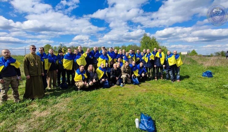 During prisoner exchange, three pilots shot down in Kharkiv region in 2022 returned to Russia. PHOTOS