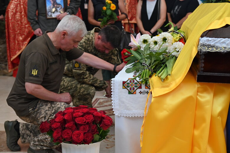 Із відомим льотчиком Андрієм Пільщиковим (Juice), який загинув в авіатрощі на Житомирщині, попрощалися у Києві 16