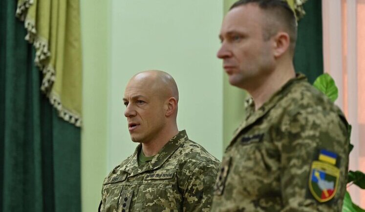 Драпатый представил личному составу начальника Национальной академии Сухопутных войск Качура. ФОТОрепортаж