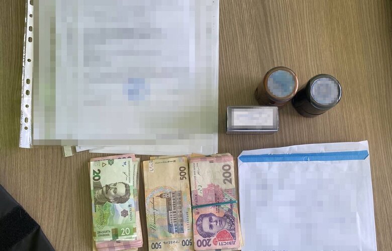 Работника Киевводоканала взяли на взятке в 500 тыс., - Офис генпрокурора 05