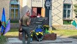В селі Бурти на Київщині відкрили пам’ятник героям Небесної Сотні. ФОТОрепортаж