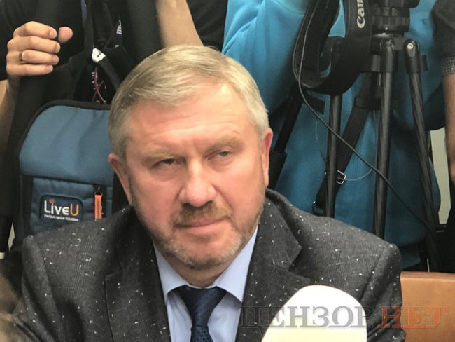 Соломенский райсуд Киева избирает Аллерову меру пресечения 04