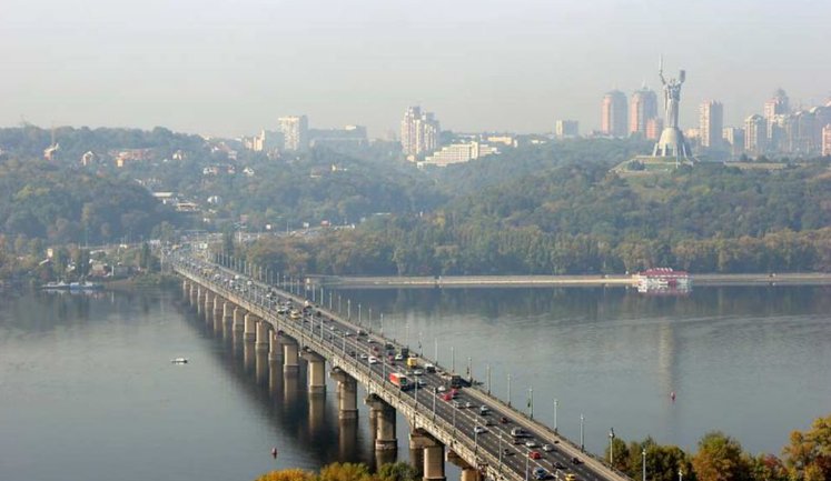 Procedure for organizing traffic across bridges during air-raid alerts in Kyiv will be reviewed – Klitschko