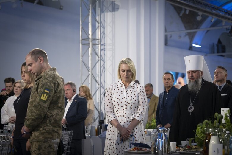 молитовний сніданок