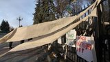 Верховную Раду забросали туалетной бумагой: "Позор кнопкодавам". ФОТО