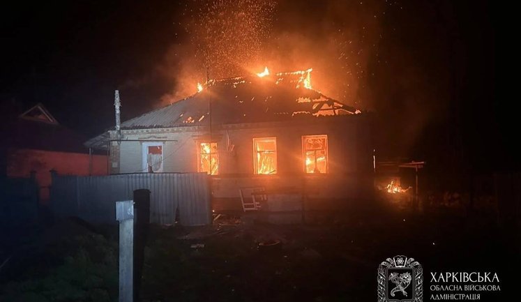 Оккупанты нанесли удар дроном по жилому дому в Богодухове: пострадали два человека. ФОТО