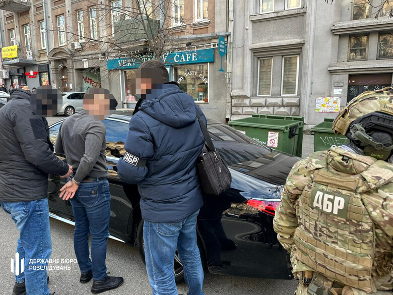 Затримано бізнесмена, який постачав неякісний одяг для ЗСУ