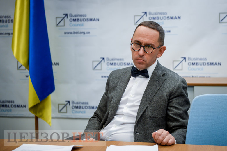 Коли податківці формально не можуть проводити перевірки, вони досягають ефекту пресингу іншими методами, - заступник бізнес-омбудсмена Ярослав Грегірчак 01
