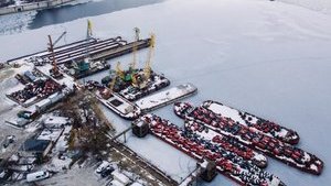 Киевский речпорт построит новый логистический комплекс и цементный терминал