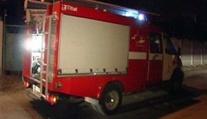 В России с криками "Е#нутый - наш Президент!" в новогоднюю ночь жгли автозаки. ВИДЕО.