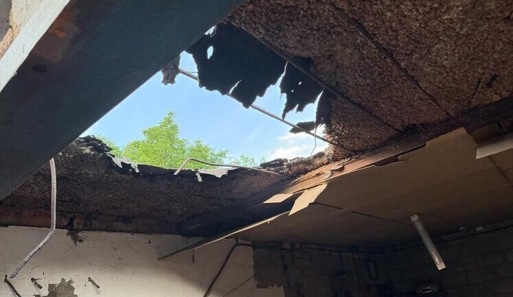 Армія РФ вночі вдарила по Дніпропетровщині: пошкоджені сільськогосподарські підприємства, техніка й автівки