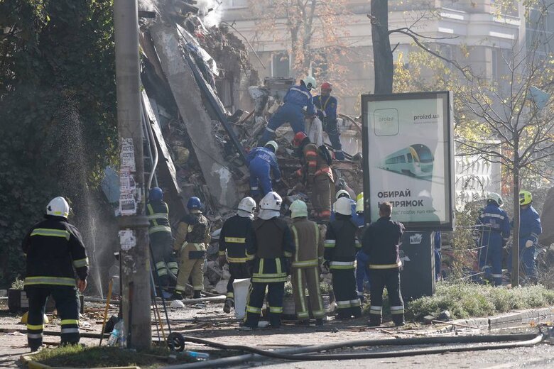 28 дронів зранку летіли в бік Києва, більшість збито, пролунало 5 вибухів, - Кличко 01