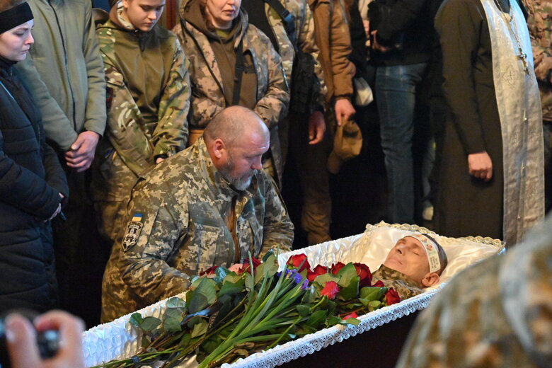 Прощання із Анастасією Мар'янчук та Денисом Дайнеком