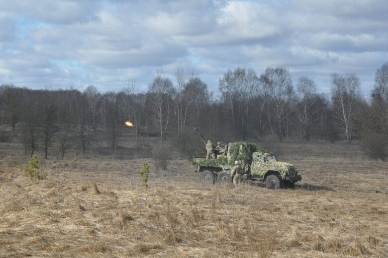 Об’єднані сили провели масштабні навчання у Чорнобильській зоні біля білоруського кордону 08