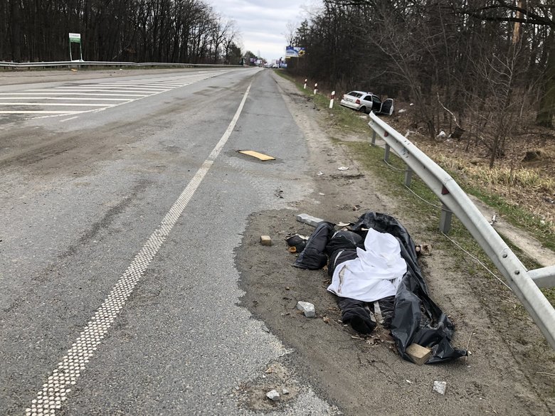 Bodies of civilians killed by Russian occupants in Vorzel 02