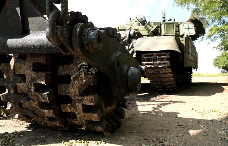 Метінвест розпочав серійне виробництво протимінних тралів для танків ЗСУ 01 Метінвест розпочав серійне виробництво протимінних тралів для танків ЗСУ 01
