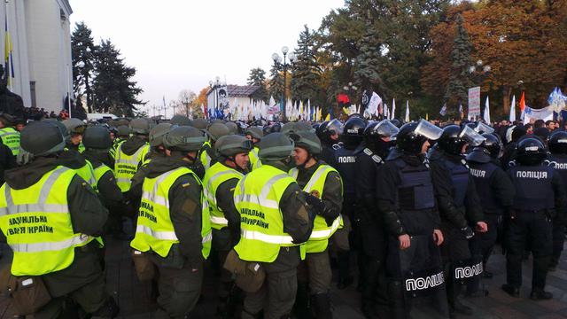 Під Радою відбувається мітинг прихильників Саакашвілі 06