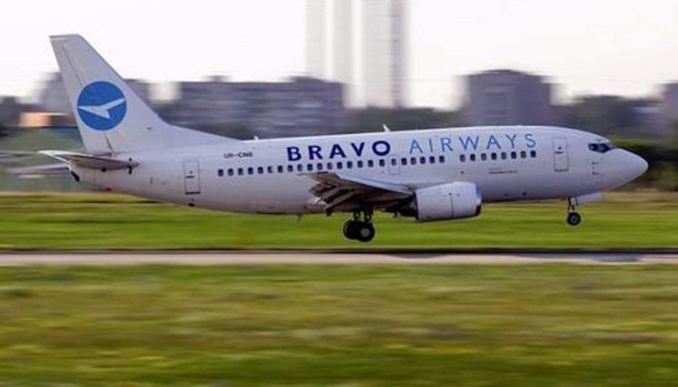Авіакомпанія Bravo перенесла на добу рейс із Києва, продаючи квитки пасажирам із "коридором" часу вильоту до 12 годин. ФОТО