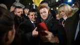 Зеленский встретился в Вильнюсе с украинской молодежью и проходящими реабилитацию в Литве ранеными участниками АТО/ООС. ФОТОрепортаж