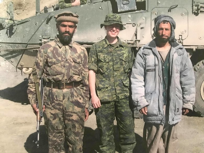 Вы - авангард на восточном фланге, НАТО это должно ценить, - подполковник ВС Канады Мелани Лейк 06