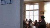 В Луганской области закрывают украинскую школу. Чиновники убеждают, что содержать ее нет смысла. ВИДЕО.