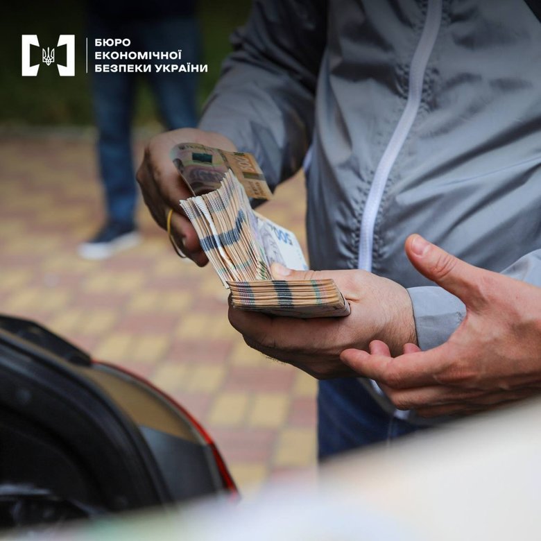 БЕБ викрило масштабну мережу конвертаційних центрів